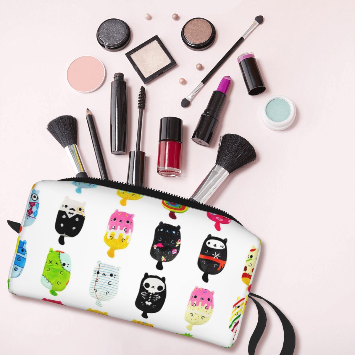 Kosmetyczka Cats Vs Pickles, o – Beauty Vs Makeup recenzja i cena
