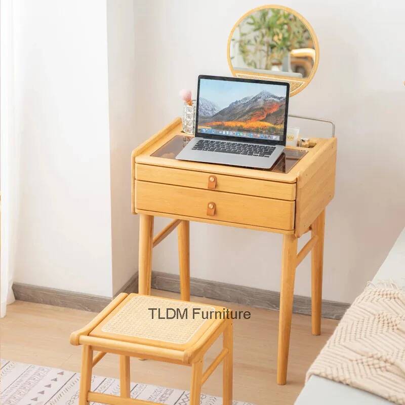 Minimalistyczna toaletka do sy – Beauty Makeup Table recenzja i cena
